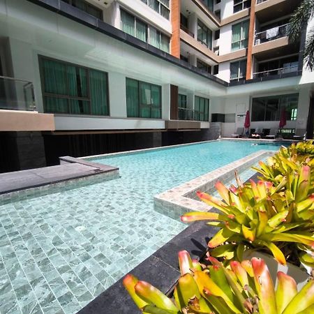 The Urban City Center By Fantasea Beach Pattaya Zewnętrze zdjęcie