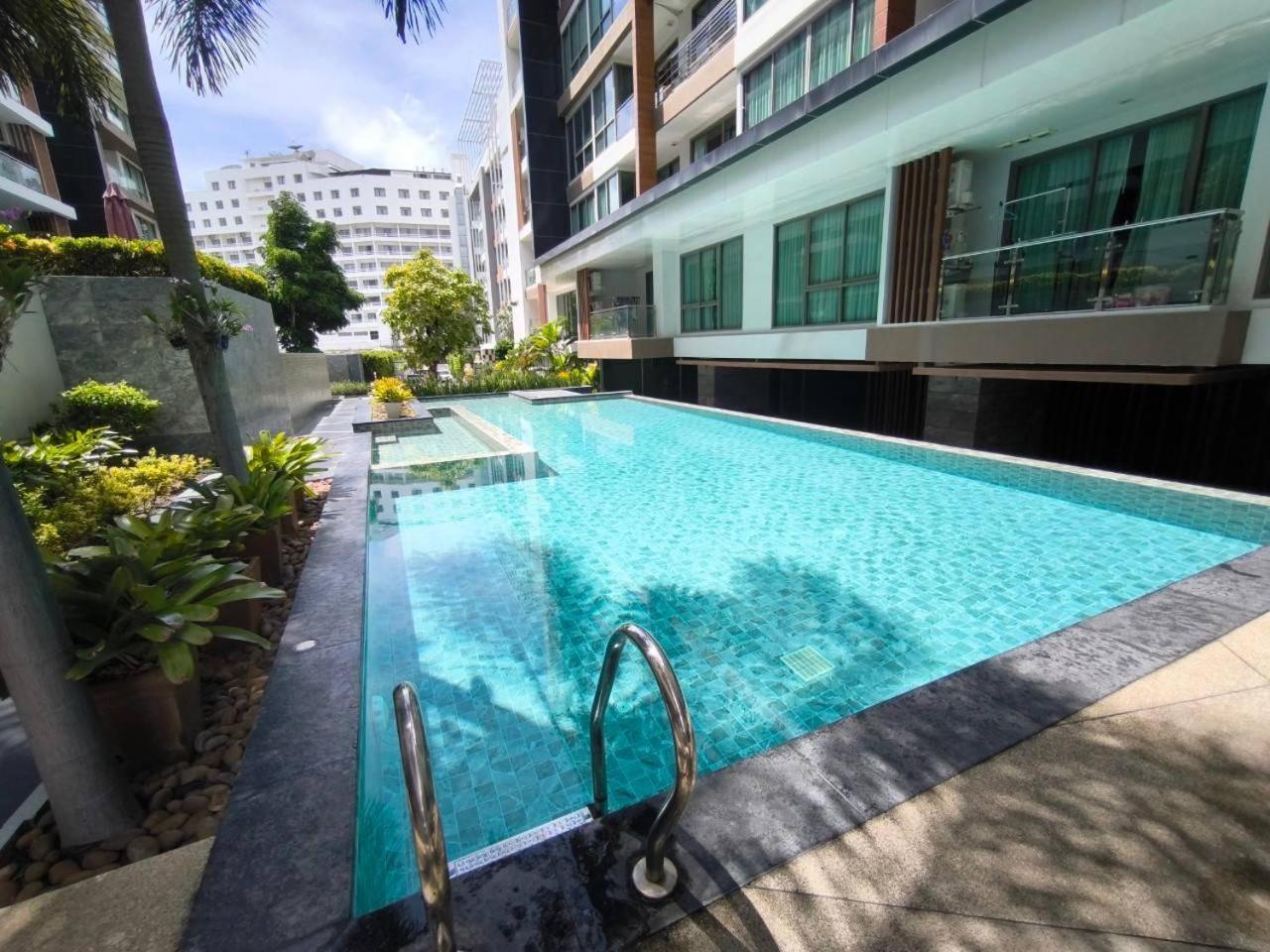 The Urban City Center By Fantasea Beach Pattaya Zewnętrze zdjęcie
